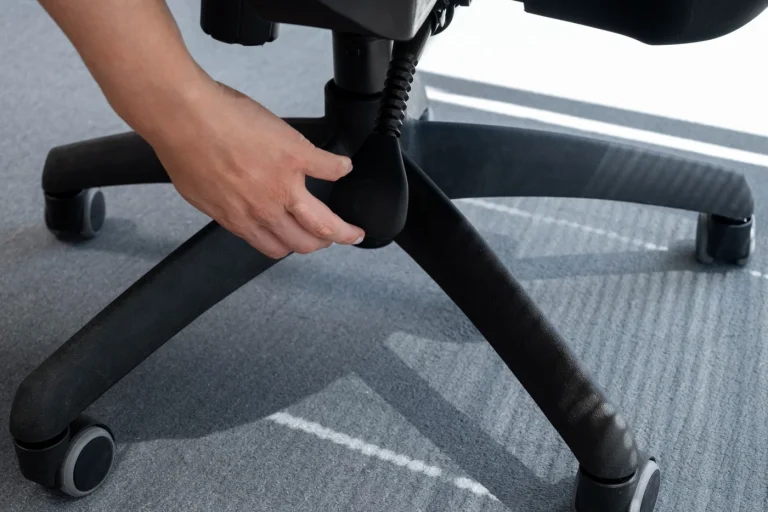 how to adjust your chair to stop back pain at work vergouk 1